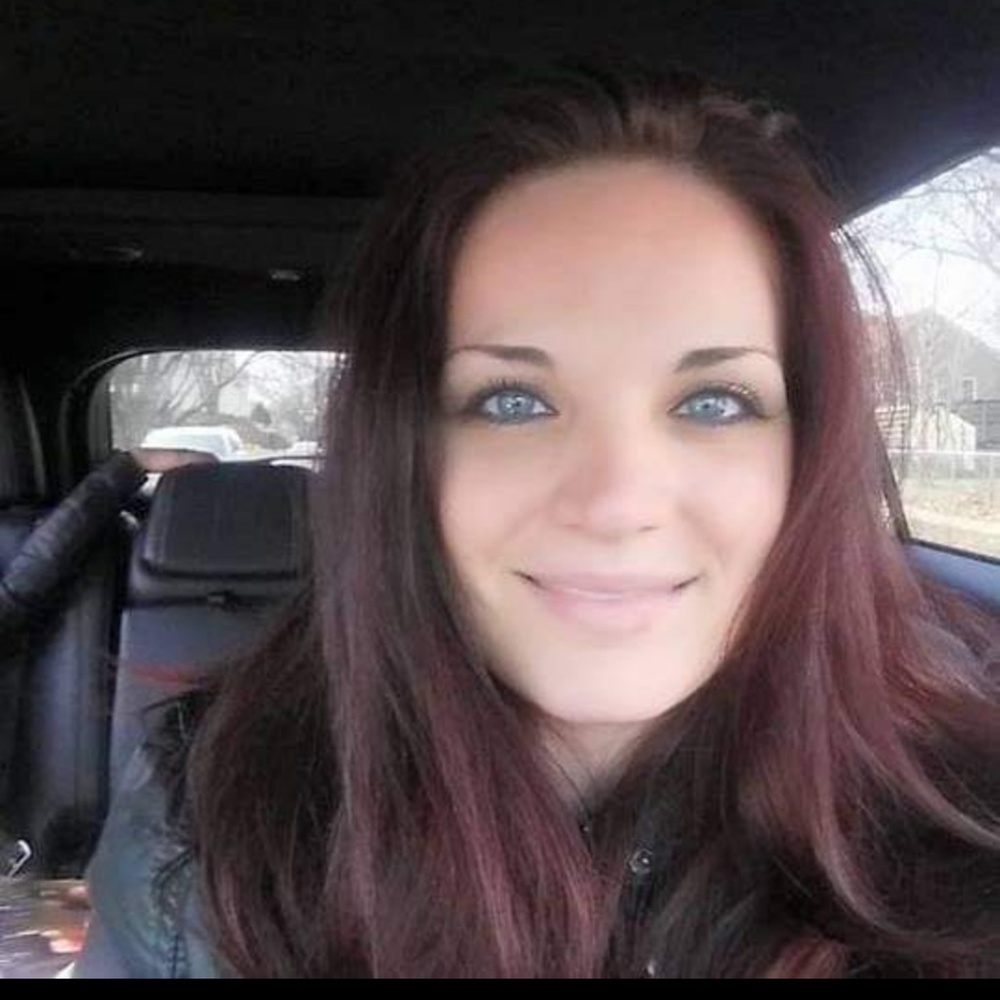 Meet your Posher, Christina